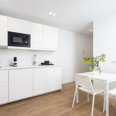 Abrigos - Bonito Y Luminoso Estudio Junto Al Mar Los Abrigos