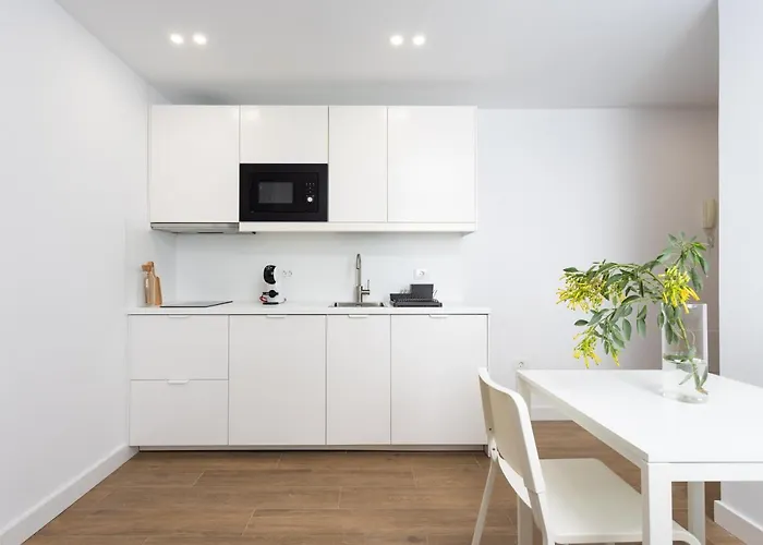 Abrigos - Bonito Y Luminoso Estudio Junto Al Mar *